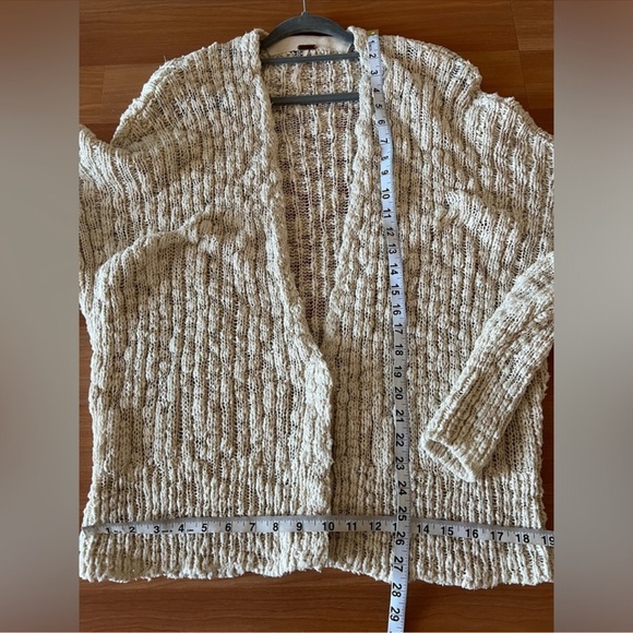 Free People Cozy Cream Oversized Cardigan Chunky Knit Dolman L/G - Picture 5 of 12